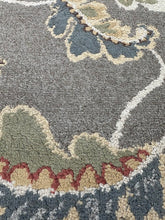 Load image into Gallery viewer, Floral Area Rug Gray Green Traditional Botanical Pattern 61 x 96
