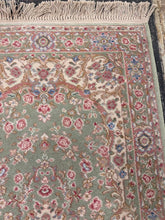 Load image into Gallery viewer, Karastan 712 Green Medallion Kirman Wool Rug 3x5 Sage Pink Floral
