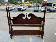 Load image into Gallery viewer, Ethan Allen Georgian Court Full Size Poster Bed – Exceptional Condition
