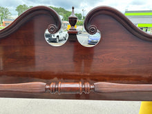 Load image into Gallery viewer, Ethan Allen Georgian Court Full Size Poster Bed – Exceptional Condition
