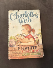 Load image into Gallery viewer, Charlotte’s Web by E.B. White – 1952 Copyright – Illustrated by Garth Williams – Harper &amp; Row
