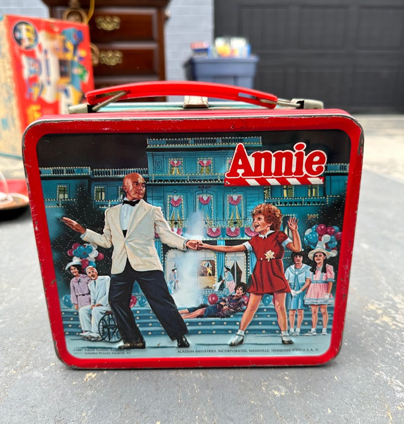 1981 Vintage Annie Metal Lunchbox & Thermos Set by Aladdin
