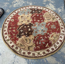 Load image into Gallery viewer, “Stratton Bloom” 5&#39;9&quot; Round Wool Rug – Home Decorators Collection
