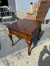 Load image into Gallery viewer, Cleveland Classic Solid Cherry Queen Anne Side Table
