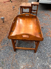 Load image into Gallery viewer, Ethan Allen Country French Butler’s Coffee Table
