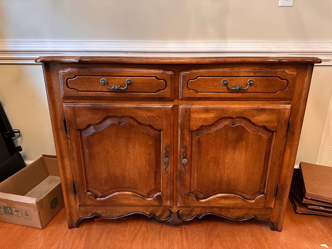 Ethan Allen Country French Buffet / Server
