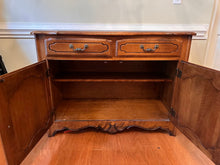 Load image into Gallery viewer, Ethan Allen Country French Buffet / Server
