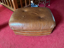 Load image into Gallery viewer, Leathercraft Tufted Leather Rolling Ottoman in Classic Brown
