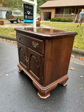 Load image into Gallery viewer, Ethan Allen Georgian Court Nightstand with Glass Top
