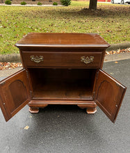 Load image into Gallery viewer, Ethan Allen Georgian Court Nightstand with Glass Top
