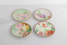 Load image into Gallery viewer, Set of 4 Vintage Richard Ginori Hand-Painted Floral Plates – Italy, 8.5&quot; Porcelain with Gilt Trim
