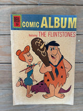 Load image into Gallery viewer, Dell Comic Album – Featuring The Flintstones – Dec–Feb 15¢ Giant Edition
