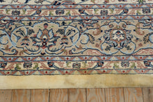 Load image into Gallery viewer, Ivory Floral Rug - 8.9 x 11.9
