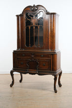 Load image into Gallery viewer, Union Furniture Co Rockford Mahogany China Cabinet Display Hutch Queen Anne Style
