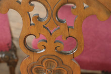 Load image into Gallery viewer, Antique Renaissance Revival Dining Set Circa 1910–1925 with 6 Chairs and Leaves
