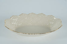Load image into Gallery viewer, Lenox Jacquard Ivory Oval Serving / Trinket Dish – 9.75" – Embossed Shell Pattern &amp; 24K Gold Trim – USA
