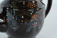Load image into Gallery viewer, Hand-Decorated Japanese Ceramic Teapot with Lid – Floral Motif
