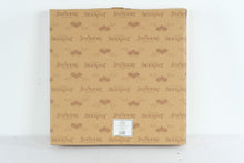Load image into Gallery viewer, Jim Shore Heartwood Creek Christmas Wreath Card Holder Bird Pears Enesco 4014453

