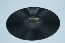 Load image into Gallery viewer, Jonathan Livingston Seagull Vinyl Record : Narrated By Richard Harris
