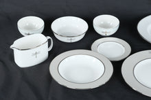 Load image into Gallery viewer, Kate Spade New York June Lane Lenox China Service for 12 Platinum Complete Set USA
