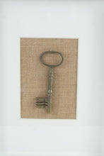 Load image into Gallery viewer, Skeleton Key Wall Art Set of 3 Burlap Shadow Box Frames
