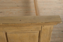 Load image into Gallery viewer, Modern Design Pickled Finish King Size Bed
