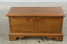 Load image into Gallery viewer, 1956 Lane Oak Mission Style Cedar Hope Chest Model 5473-70
