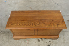 Load image into Gallery viewer, 1956 Lane Oak Mission Style Cedar Hope Chest Model 5473-70
