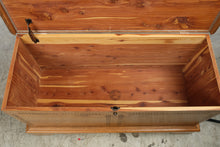 Load image into Gallery viewer, 1956 Lane Oak Mission Style Cedar Hope Chest Model 5473-70
