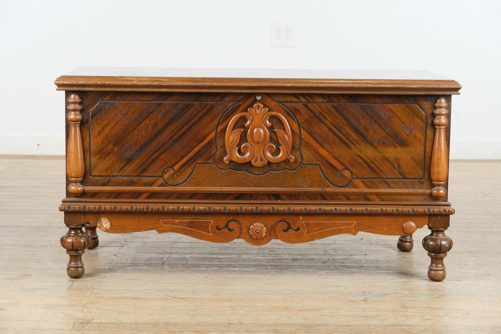 Lane Art Deco Cedar-Lined Hope Chest – Carved Front Blanket Trunk
