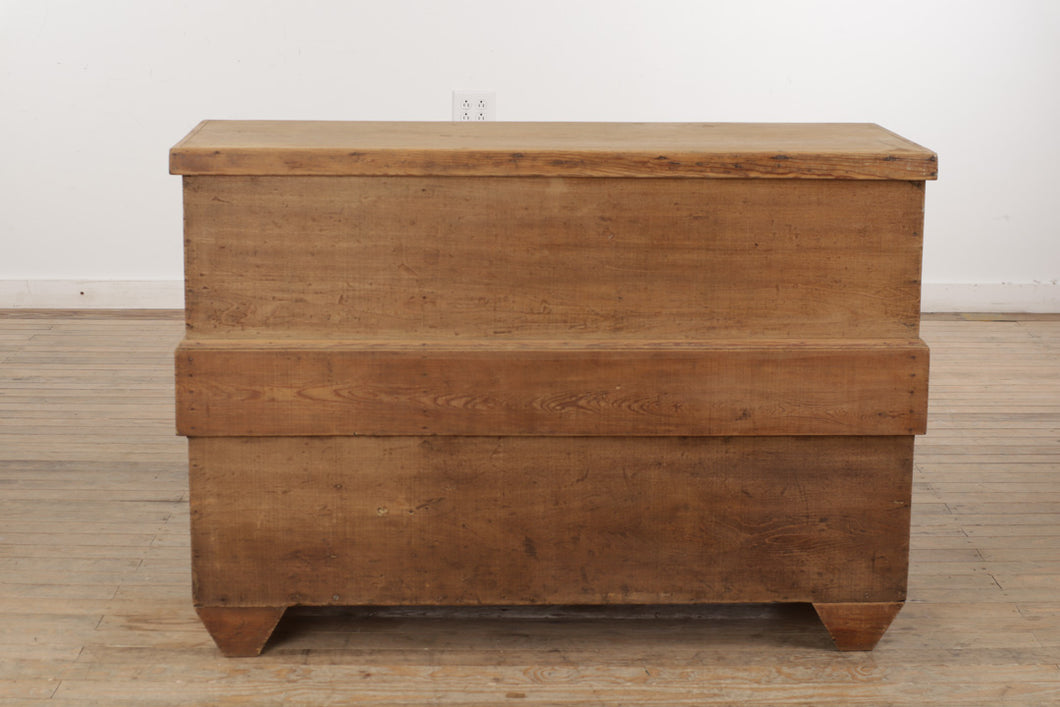 Large Antique Chest / Trunk