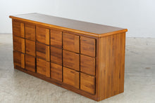 Load image into Gallery viewer, Lea Furniture Vintage Oak Nine Drawer Dresser with Sculptural Pulls
