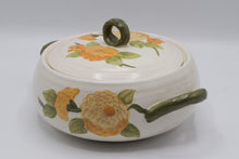 Load image into Gallery viewer, Metlox Poppytrail Covered Casserole Dish 7 Inch
