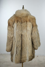 Load image into Gallery viewer, Vintage Genuine Fur Coat Womens Tan Cream Full Collar 32 Inch Length
