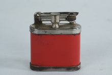 Load image into Gallery viewer, Girey Lift Arm Petrol Lighter, Red Enamel with Seated Figure &amp; Lamp Motif
