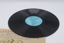 Load image into Gallery viewer, Christmas In The Country Various Artists LP RCA Camden ACL1 0256
