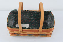 Load image into Gallery viewer, Longaberger 1995 Holiday Cheer Basket Liner Protector Double Handle
