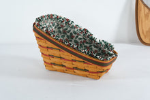 Load image into Gallery viewer, Longaberger Holiday Sleigh Basket with Heart Lid, Liner &amp; Protector – 1998 Collectors Edition

