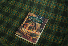 Load image into Gallery viewer, Longaberger 1996 Traditions Collection Hospitality Basket – Green Plaid Liner &amp; Protector Set
