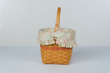 Load image into Gallery viewer, Longaberger 2001 Mothers Day Vintage Blossoms Basket Liner Protector Tie On
