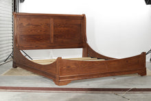 Load image into Gallery viewer, Louis Phillipe Oak California King Sleigh Bed
