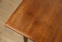 Load image into Gallery viewer, MCM Teak Dining Set by Knoll – Table &amp; 6 Chairs

