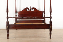 Load image into Gallery viewer, Mahogany Autumn Full Size Poster Bed
