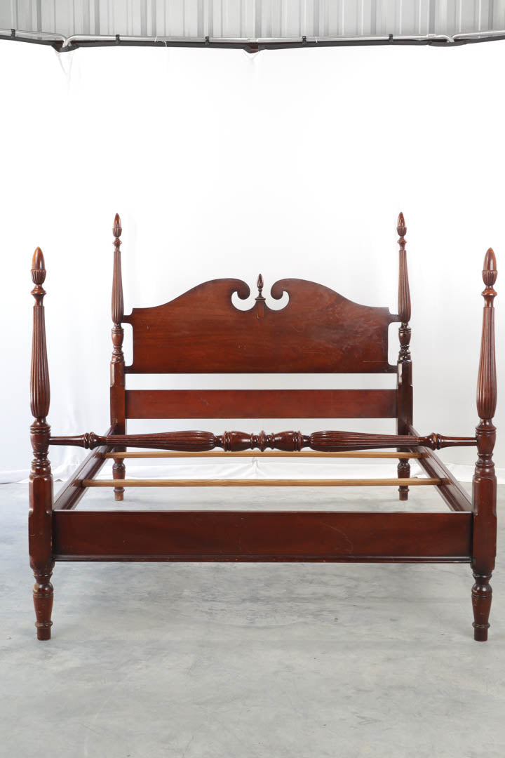 Mahogany Low Poster Full Size Bed by Dixie