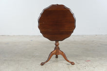 Load image into Gallery viewer, Mahogany Tilt-Top Piecrust Side Table with Carved Claw Feet
