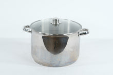 Load image into Gallery viewer, Maitre Chef 16Qt Stainless Steel Stock Pot with Glass Cover

