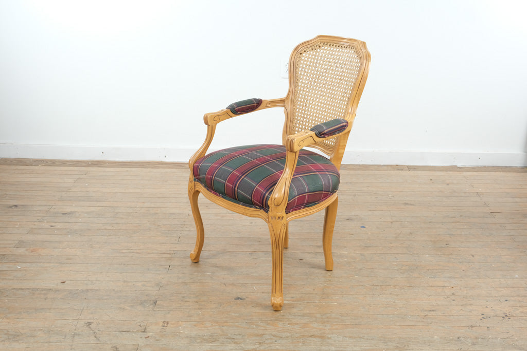 Used Chairs Near Raleigh – Craze Furniture and Antiques