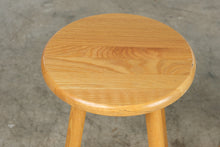 Load image into Gallery viewer, Pair Solid Oak 24 Inch Counter Height Bar Stools Round Seats Natural Finish
