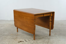 Load image into Gallery viewer, Vintage Taylor-Jamestown Solid Maple Drop Leaf Dining Table
