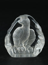 Load image into Gallery viewer, Swedish-Style Frosted Crystal Eagle Figurine – Textured Wildlife Sculpture – 3" Tall
